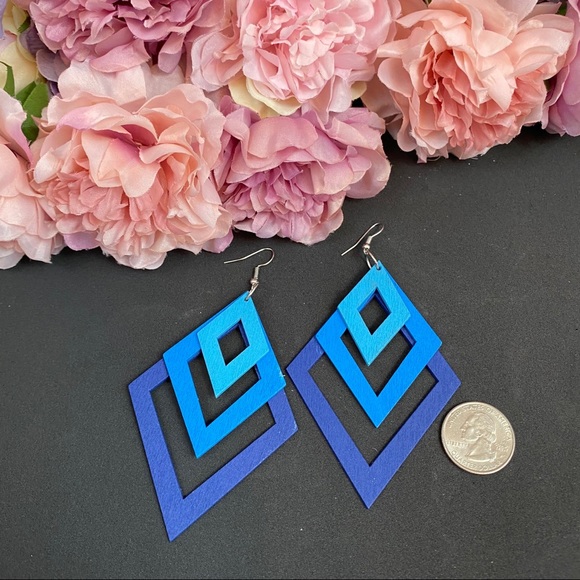 Oversize Multilayer Geometric Wood Dangle Earrings - Picture 6 of 6